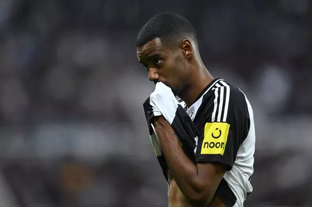 Alexander Isak to Liverpool transfer takes huge new twist after Newcastle response