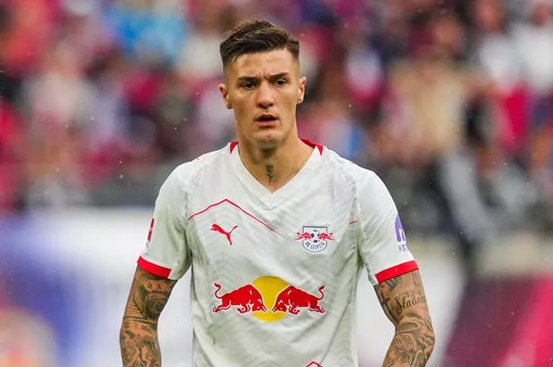 Benjamin Sesko set 48-hour deadline as Newcastle have no plans to replicate Man Utd deal