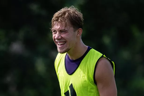 Man Utd finally get their way with Rasmus Hojlund as special transfer clause included in deal