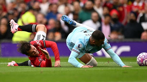BREAKING: Premier League Match Centre explains reason Man Utd were denied Burnley penalty