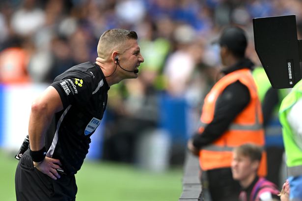 Match of the Day pundit rips into VAR after ‘ridiculous’ Chelsea controversy