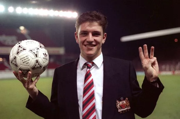 Man Utd legend Lee Sharpe’s very different life in Spanish paradise after heartbreak