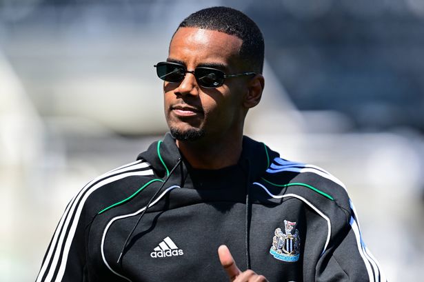 Alexander Isak swap proposed as mega Liverpool and Newcastle deal ‘suits all parties’