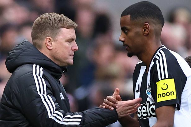 Eddie Howe fires strong warning to Alexander Isak ahead of awkward Newcastle return