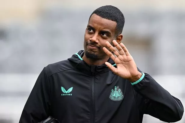 Newcastle ‘agree personal terms’ for striker transfer after Alexander Isak bombshell
