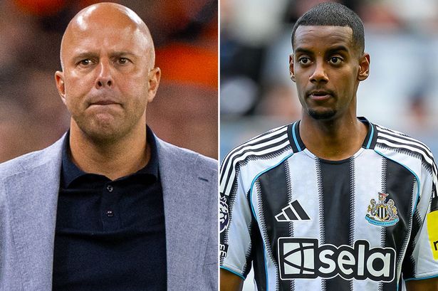 Arne Slot gives five-word response to Newcastle fans’ anger over Alexander Isak saga