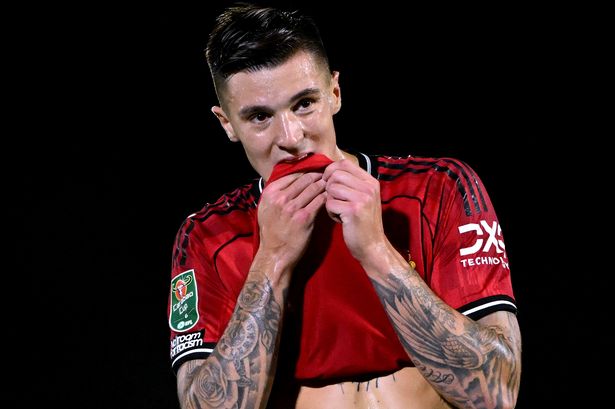 Reason why Benjamin Sesko took Man Utd’s 10th penalty in shootout finally emerges