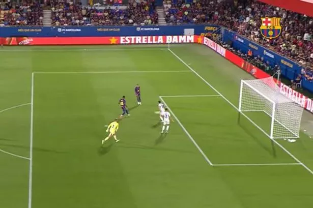 Barcelona fans makes Marcus Rashford feelings clear after ‘miss of the season’ calamity