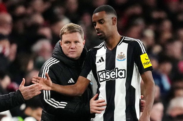 Alexander Isak to Liverpool: Eddie Howe drops fresh hint on messy transfer saga