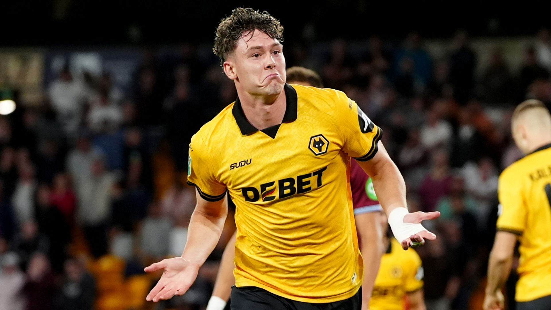 Wolves reject Newcastle's improved £55m Strand Larsen bid