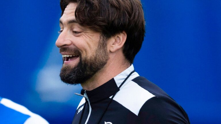 ‘Play with joy’ | Martin’s advice to Rangers players ahead of CL play-off