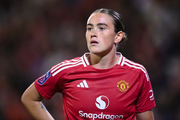 England Lioness Grace Clinton aims parting shot at Man Utd after leaving for Man City
