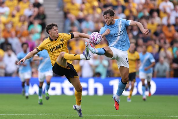 Premier League club to offer star new contract after rejecting £55m transfer