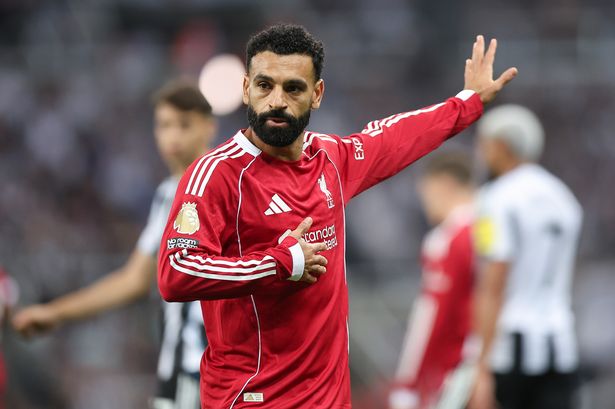 Mo Salah sends parting message to another Liverpool champion after slamming 'disrespect'