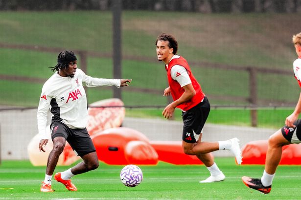 Liverpool news: Arne Slot handed double injury boost as two stars return to training