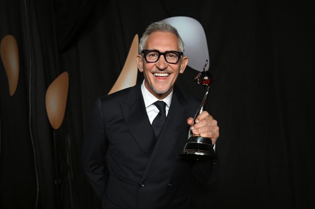 Alan Shearer reacts as Gary Lineker drops hint on BBC return after Match of the Day axe