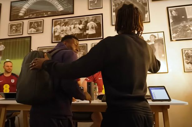 Eberechi Eze goes straight up to Marc Guehi after failed Liverpool move as fans say same thing