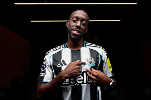 BRIAN READE: ‘Ignore the football strikers , it’s low-paid strikers getting a kicking’