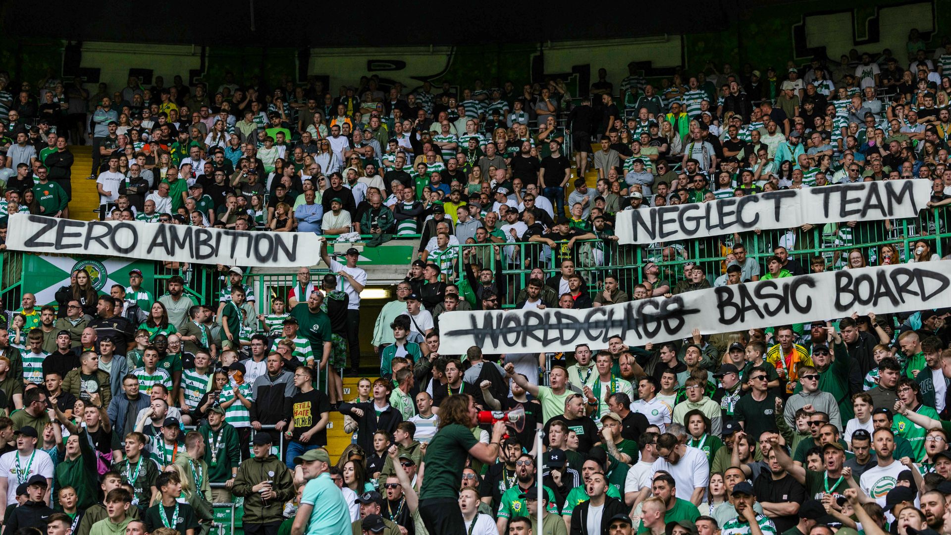'Chaos, condescending and carnage' | Why Celtic fans are unhappy at the board