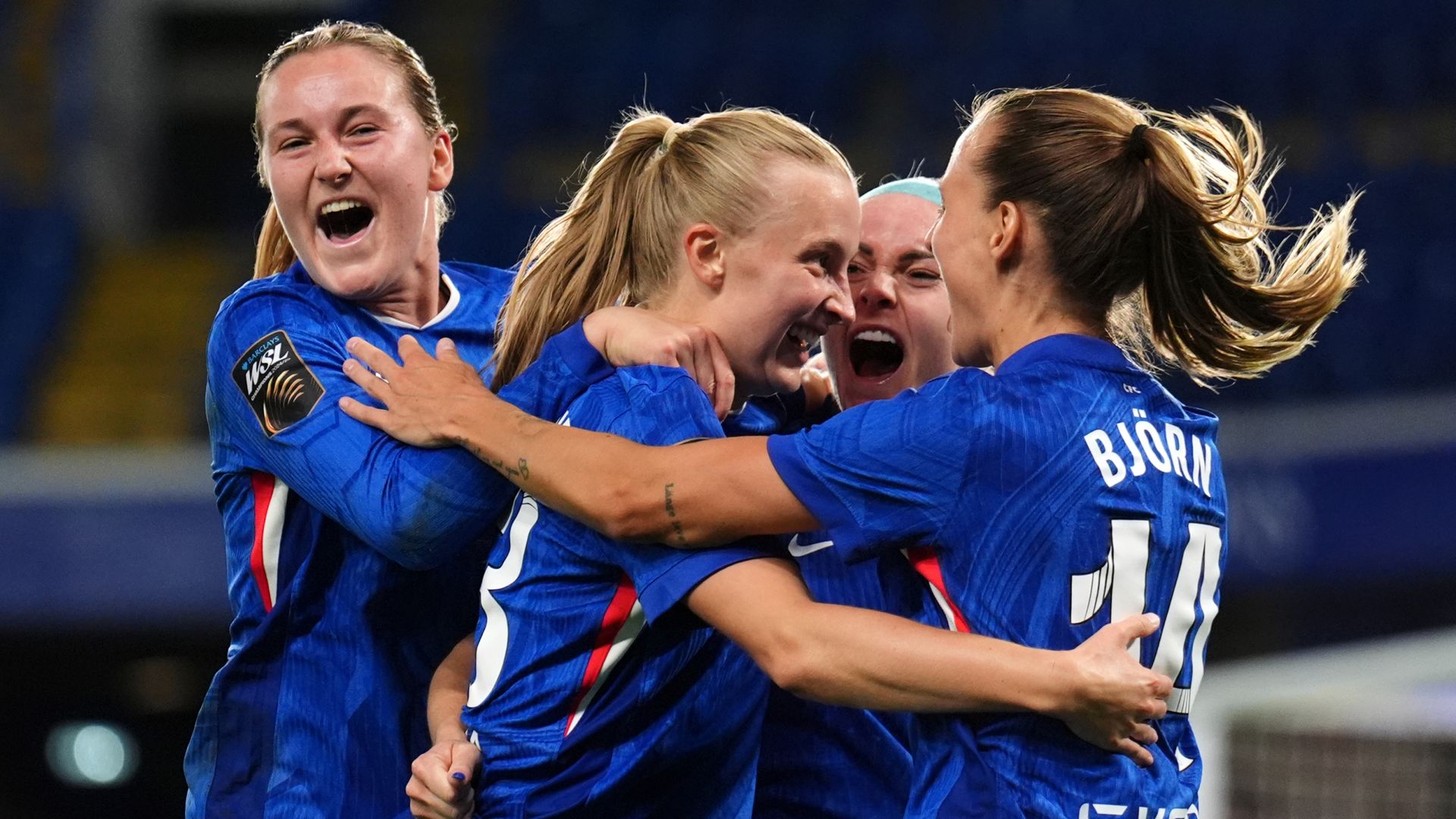 Chelsea's title defence gets off to perfect start with win over Man City